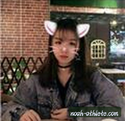 李霞